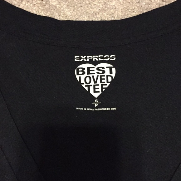 Express Best Love Tee - Picture 4 of 9